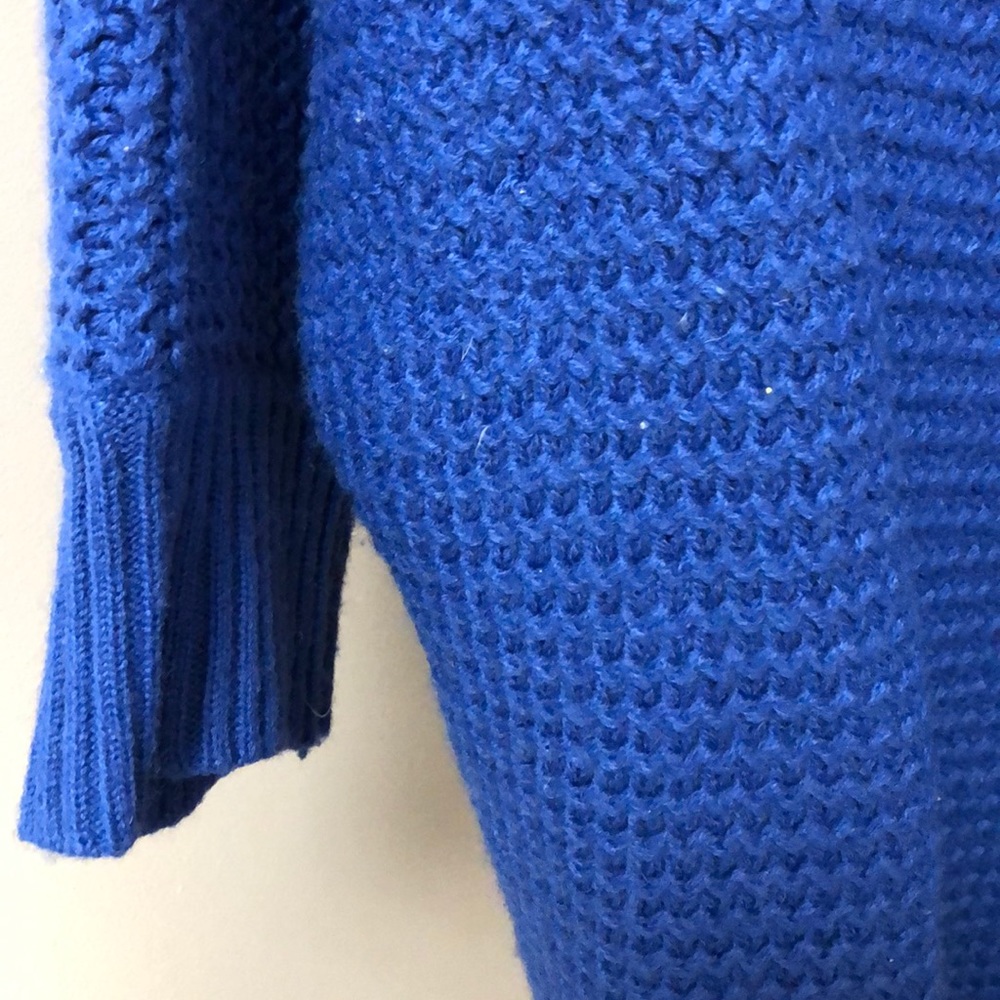 Joe Fresh sweater - Picture 4 of 6